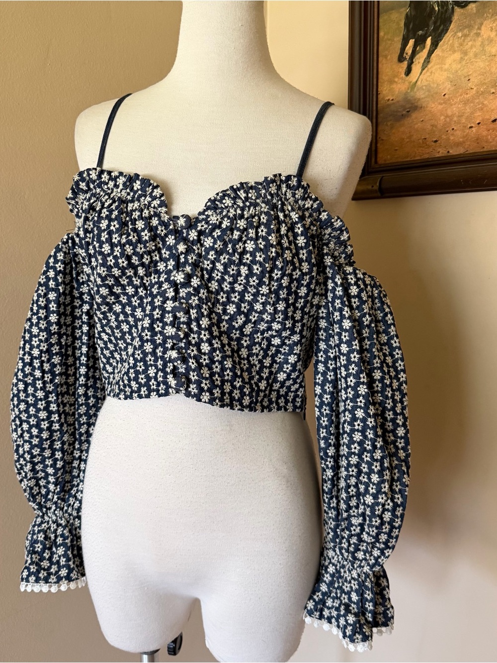 En Saison Navy Floral Off-Shoulder Crop Top